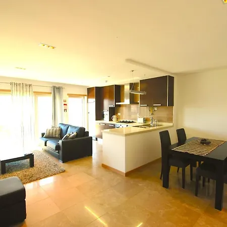 Sailor - Apartment, 1 Km To The With Balcony And Pool Apartment Sao Martinho do Porto