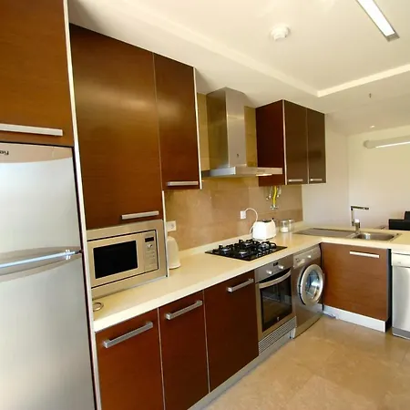 Apartment Sailor - Apartment, 1 Km To The With Balcony And Pool